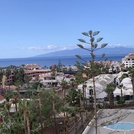 Superb Seaview Apartment In Playa De Las Americas Екстериор снимка