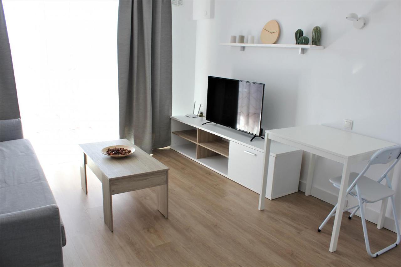 Superb Seaview Apartment In Playa De Las Americas Екстериор снимка