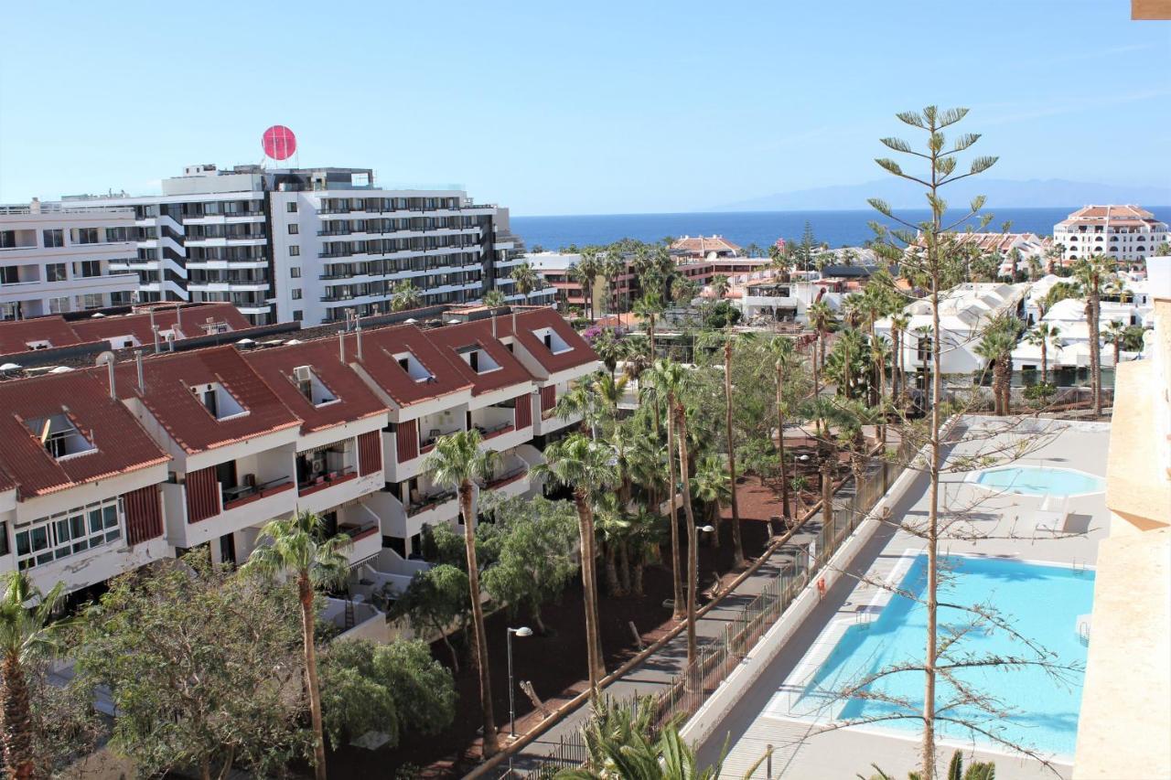 Superb Seaview Apartment In Playa De Las Americas Екстериор снимка