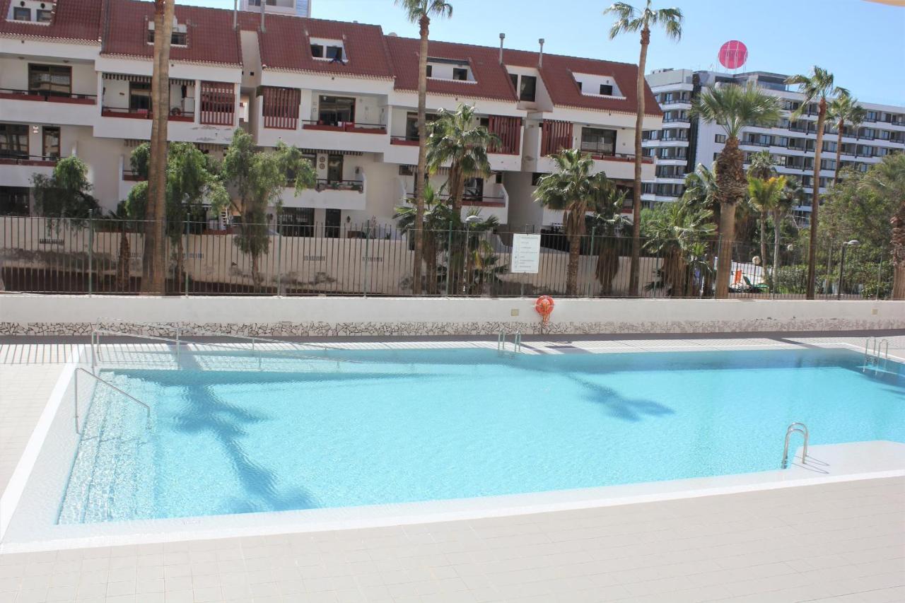 Superb Seaview Apartment In Playa De Las Americas Екстериор снимка