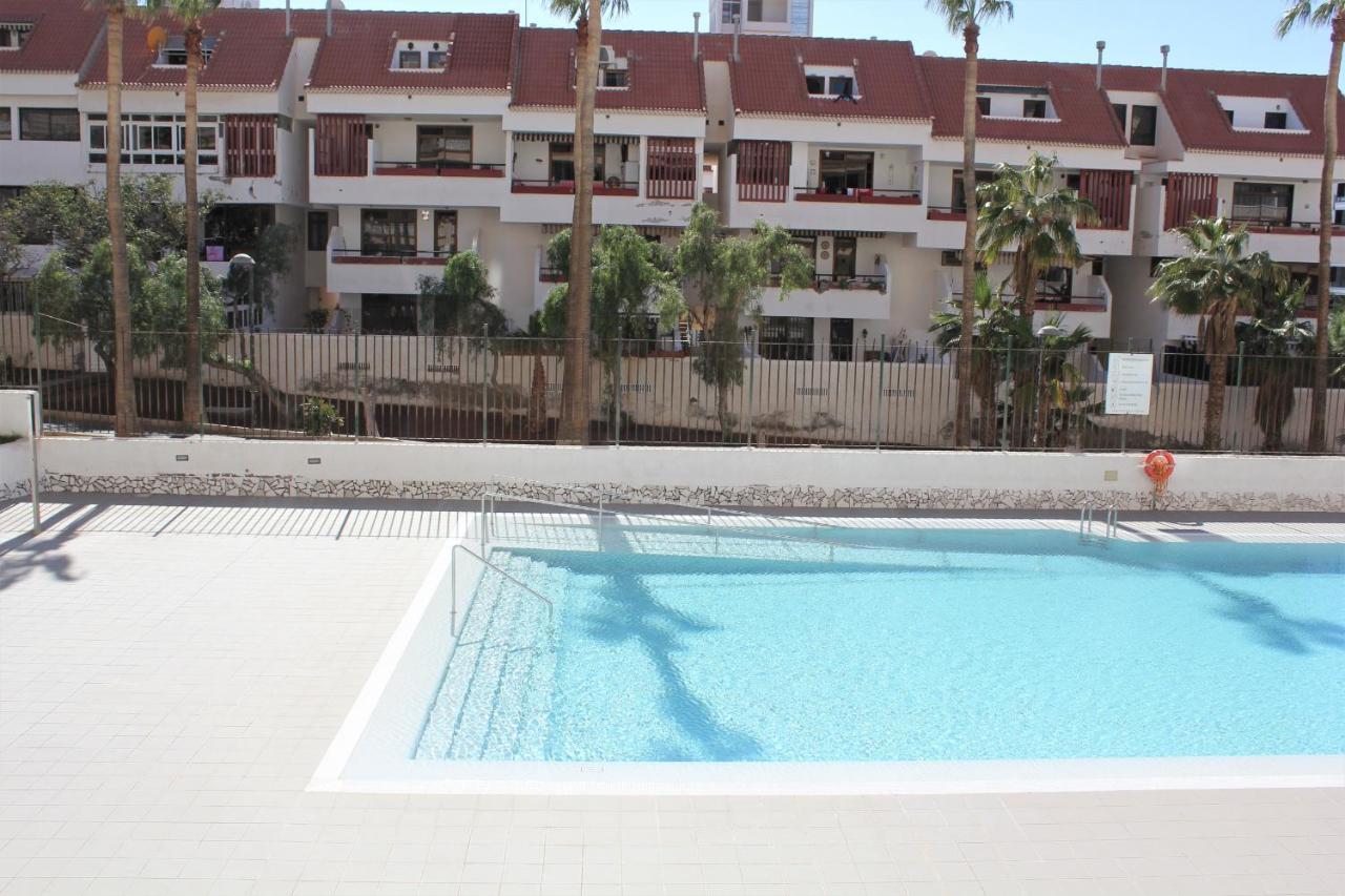 Superb Seaview Apartment In Playa De Las Americas Екстериор снимка